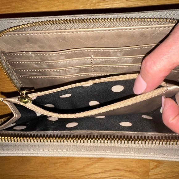 Anne Klein Wristlet Cream Taupe - Picture 10 of 13